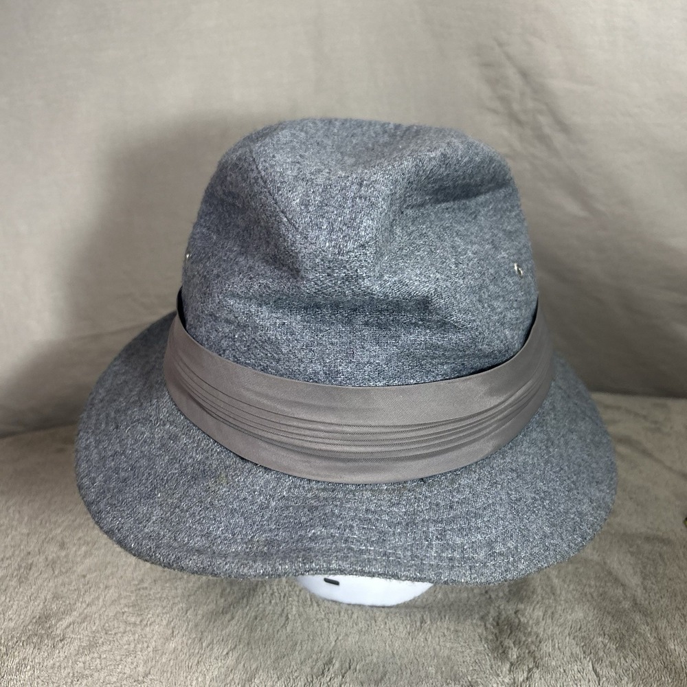 Betmar New York Womens Hat Gray Wool Felt Fedora Cloche Pleated Band Pinstripe